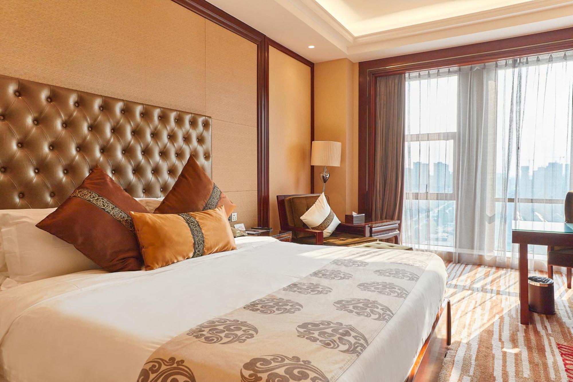 Wyndham Grand Plaza Royale Chenzhou Hotell Exteriör bild