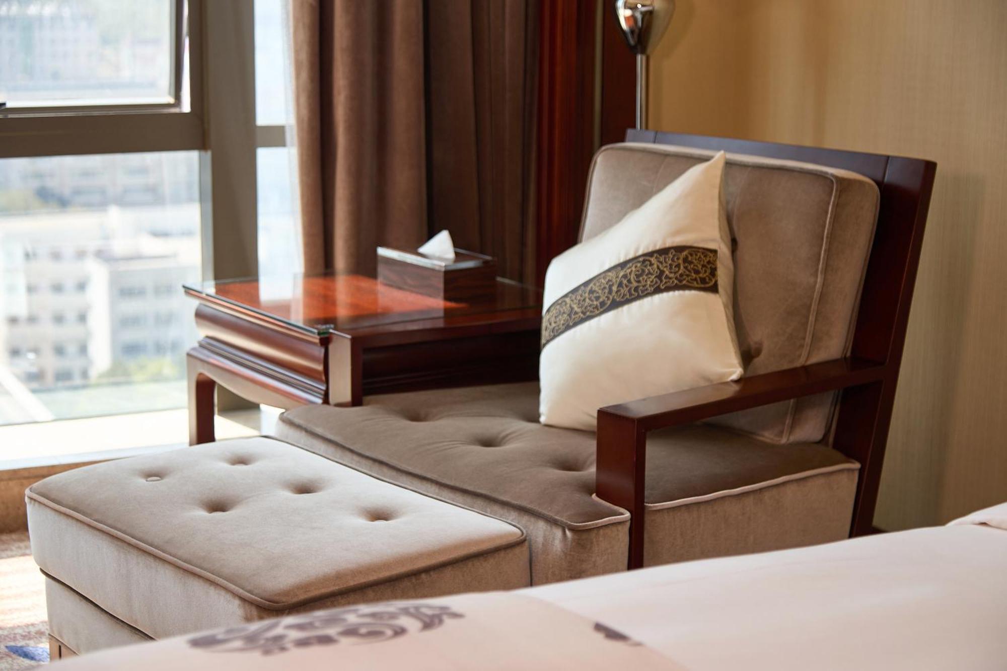 Wyndham Grand Plaza Royale Chenzhou Hotell Exteriör bild