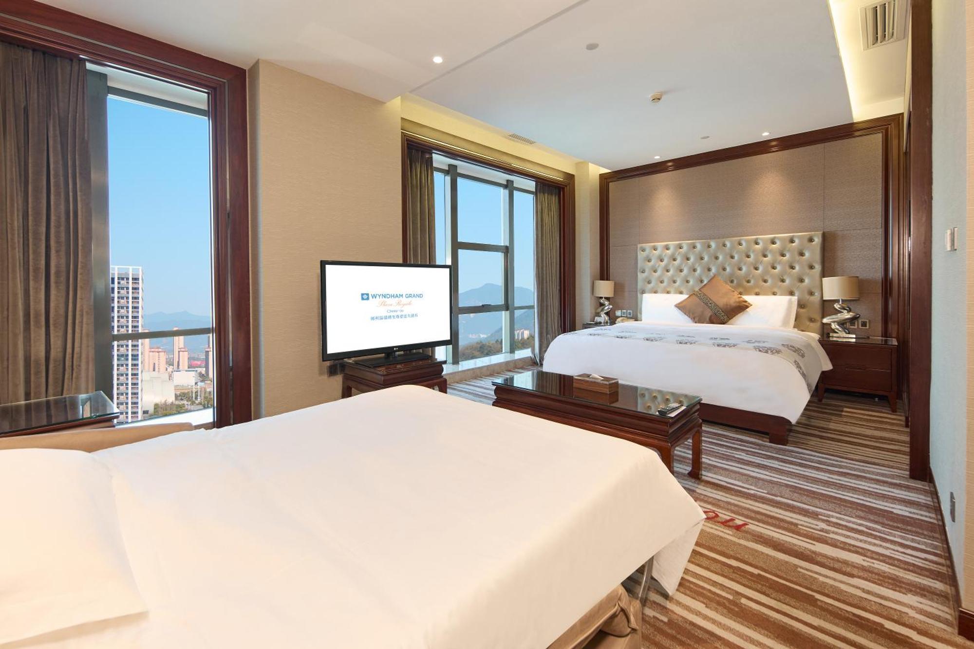Wyndham Grand Plaza Royale Chenzhou Hotell Exteriör bild